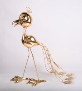 Wholesale ODM Metal Peacock Garden Ornament Golden Garden Metal Bird Sculptures from china suppliers