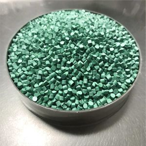 Non Toxic Wiredrawing Plastic Masterbatch EVA green Color Anti Block