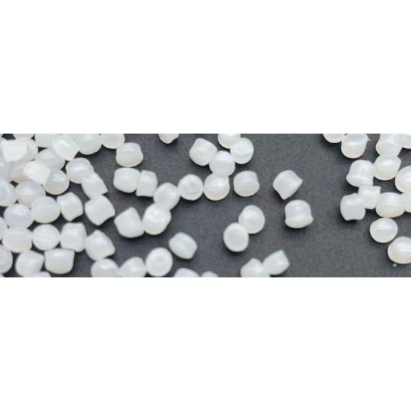 High Density Polyethylene Tensile Strength 20-25 MPa No Break Impact Strength 100% Recyclability for Customer Requirements