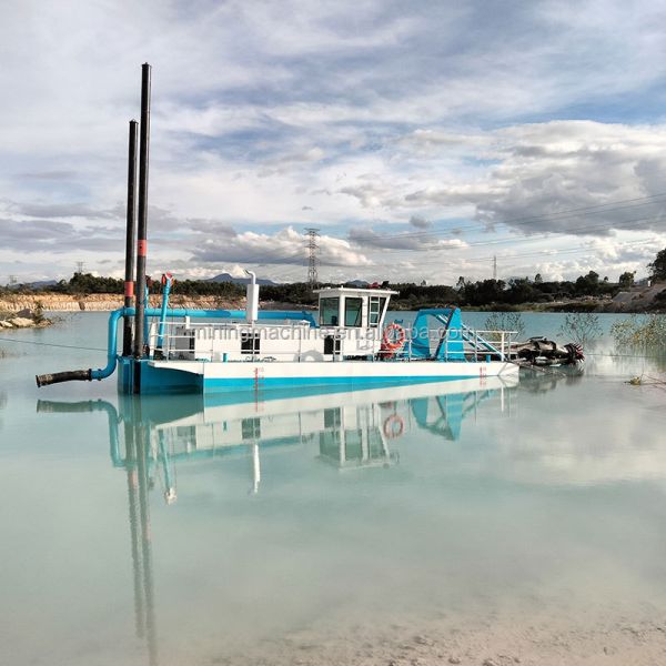 Professional Hydraulic Cutter Suction Dredger with 1100m3/h Workload, 10m Dredging Depth and 205kw Motor for Port and Canal Deepening