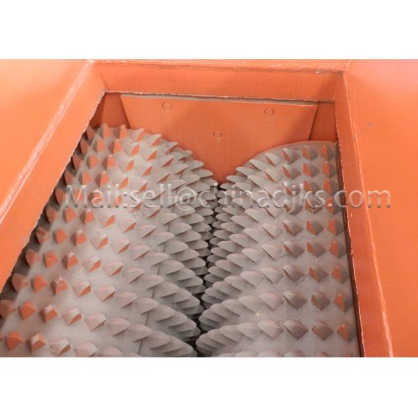 0.3mm Output Double Tooth Roller Crusher 30t/H For Coarse Ore Crushing