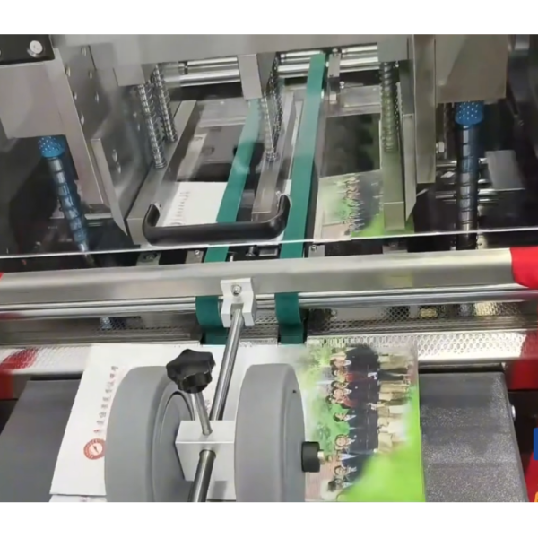 HX480P Covering Stitching Trimming Machine High Precision Saddle Stitching