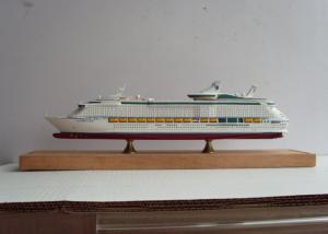 China Scale 1:900 Ivory - White Voyager Of The Seas Model For University School Teaching Model on sale