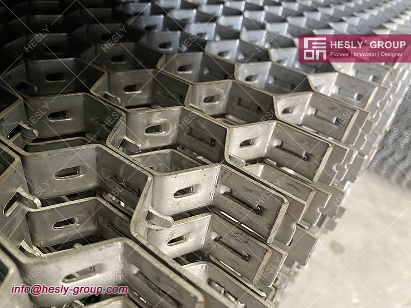410S Hex Metal Mesh for Refractory Lining, 14#, 2" hexagonal hole