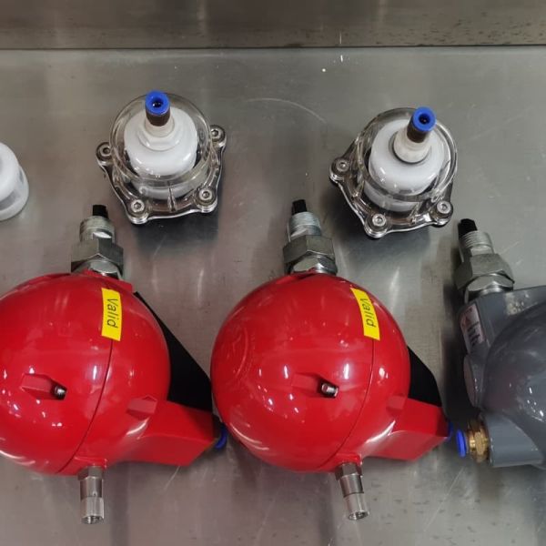 Maxi.Working Pressure 1.0mpa Internal Automatic Drain High Capacity and Maxi Efficiency