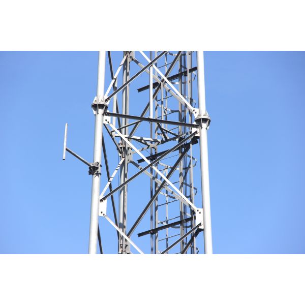 45m Q355b Radio Communication Towers Galvanized Three Legged Triangular