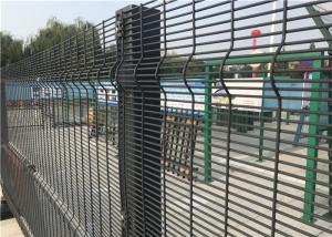 Powder Coated Welded Wire Mesh Fence Panels For Prison With Square Hole