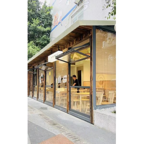 Wide-Horizon Folding Window Design Embracing Farmland Views and Sunset Vistas in Countryside Residences