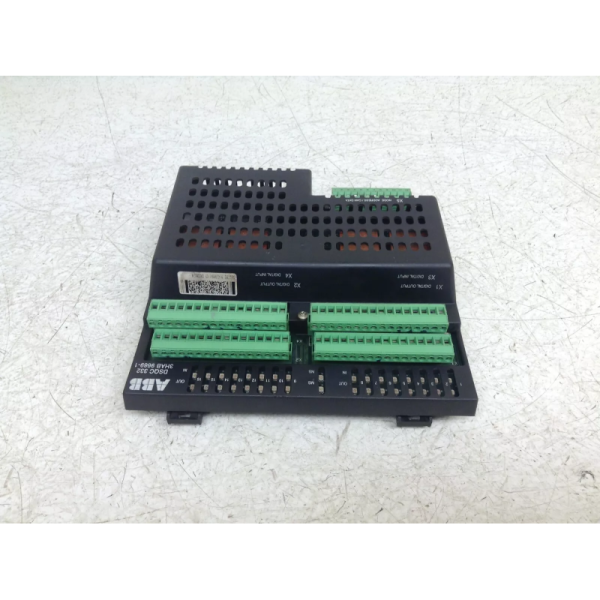 ABB DSQC332 3HAB9669-1 Digital I/O Unit Relay