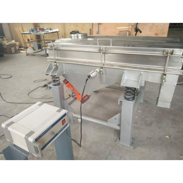Ultrasonic Linear Vibrating Screen Machine For Graphite