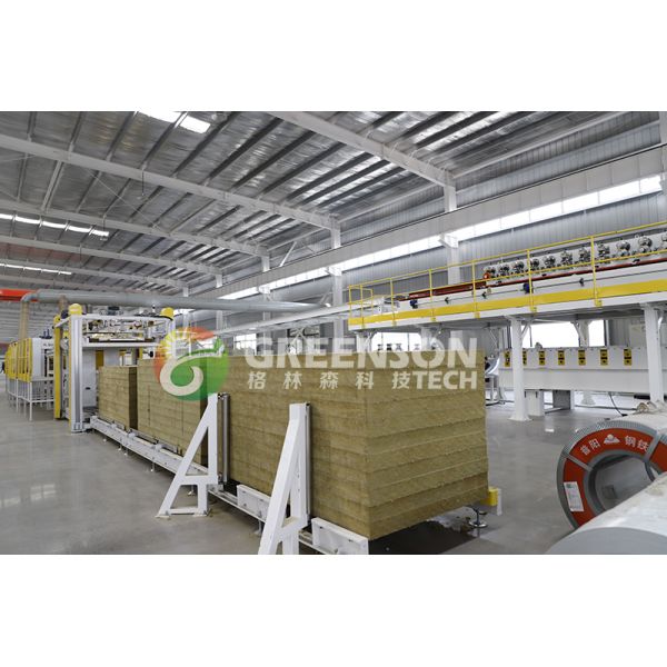 Automatic Easy To Operate Sandwich Panel Production Line With Pre-Painted Galvanized Steel For 40-300 Mm Thickness Rock Wool Panels