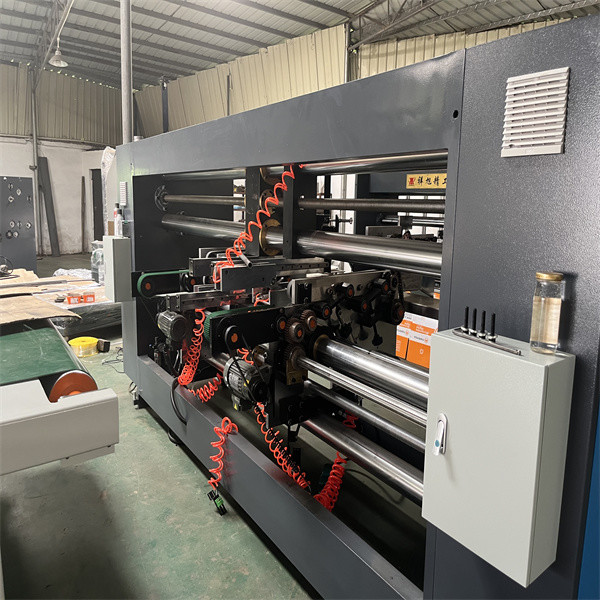 Semi-Auto Stitcher With 500nails/Min High Speed And Precise Stitching