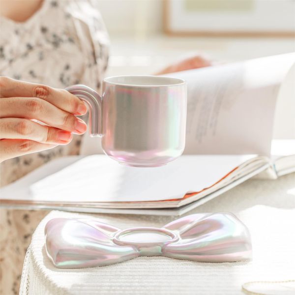 Iridescent Ceramic Mug with Bow-Shaped Charm – Elevate Your Daily Rituals with Delicate Elegance