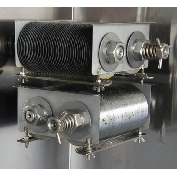 Multi-functional meat shredde machine