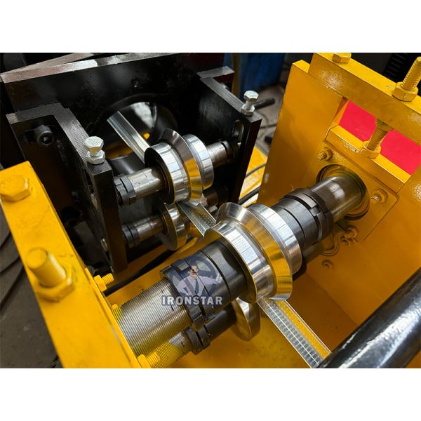 “Custom 20×20mm Metal Angle Bead Roll Forming Machine For Egypt Gypsum Board Factory Corner Bead Equipment Continuous Punching 20×20mm Corner Bead