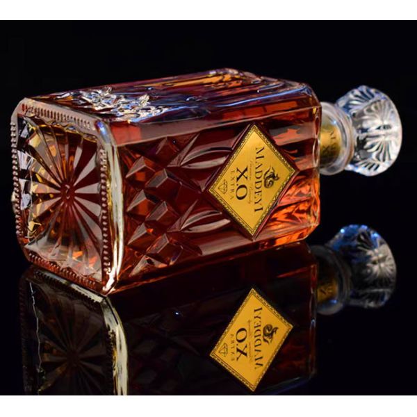 Xo Brandy Gold Foil Embossing Labels Roll Vinyl Stickers For Wine Bottles