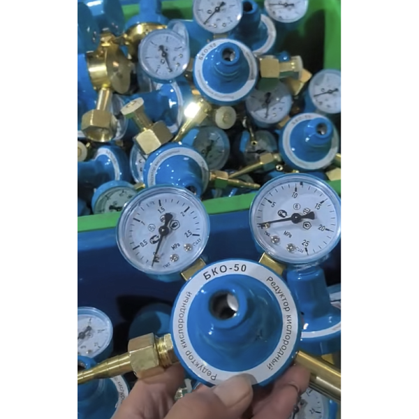 Electric Heated CO2 Regulator with Flowmeter , Dual Heating Core Carbon Dioxide Gas Pressure Reducer , Welding MIG Welder CO2 Pressure Gauge Regulator