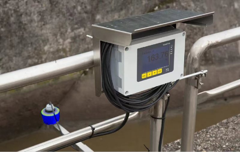 Bluetooth Radar Water Level Gauge for Sewage Tank Custom Measuring Range