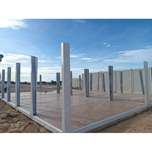 Windproof Prefabricated Airplane Hangar Steel Structure Warehouse Building Unit