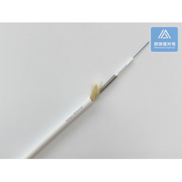 4 Cores Armored Fiber Optical Cable White LSZH 3.0mm Cable Assembly