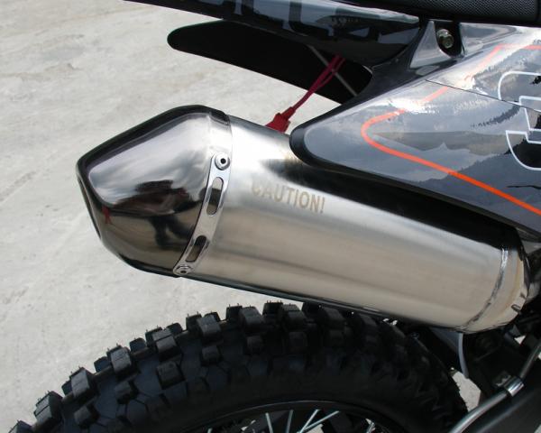250cc Dirt Bike Motorcycle Black With Manual Transmission 8L Oil Tank
