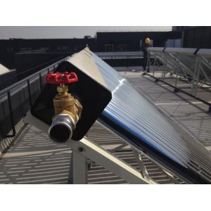 Hotel / Hostels Pressurized Solar Hot Water Heating System With Intelligent