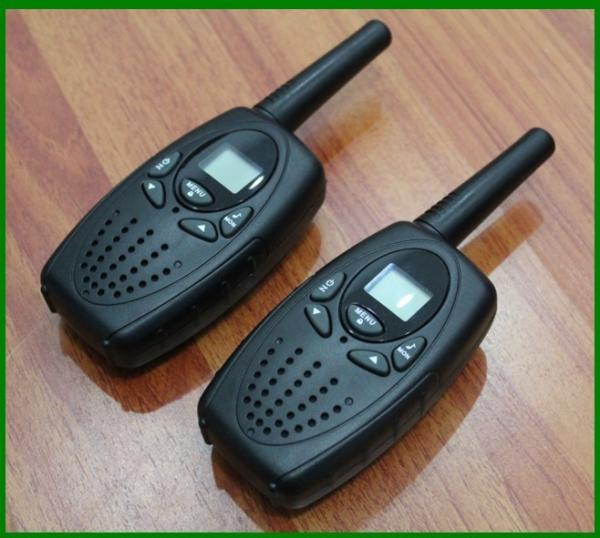 Quality Black T628 long range PMR446 walkie talkie radio transceiver for sale