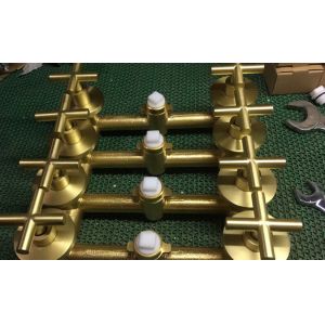 Gold 360 Rotate Wall Mounted 304 SUS Concealed Bath Shower Mixer