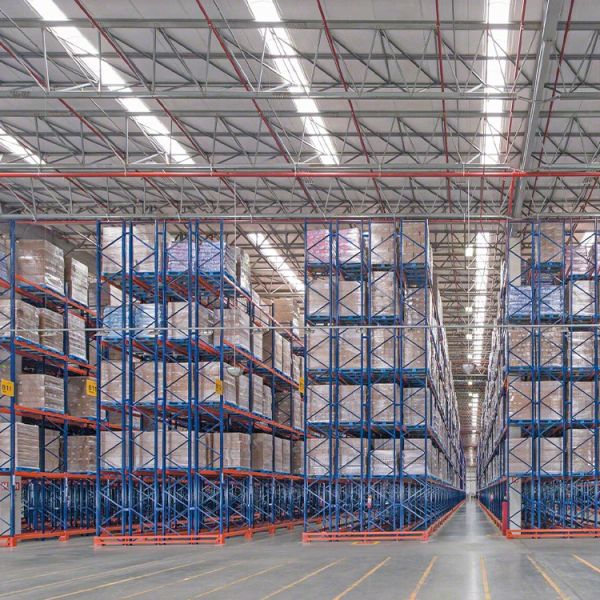 High-Density Storage Space-Saving Selective Pallet Racking System with Fast & Easy Access