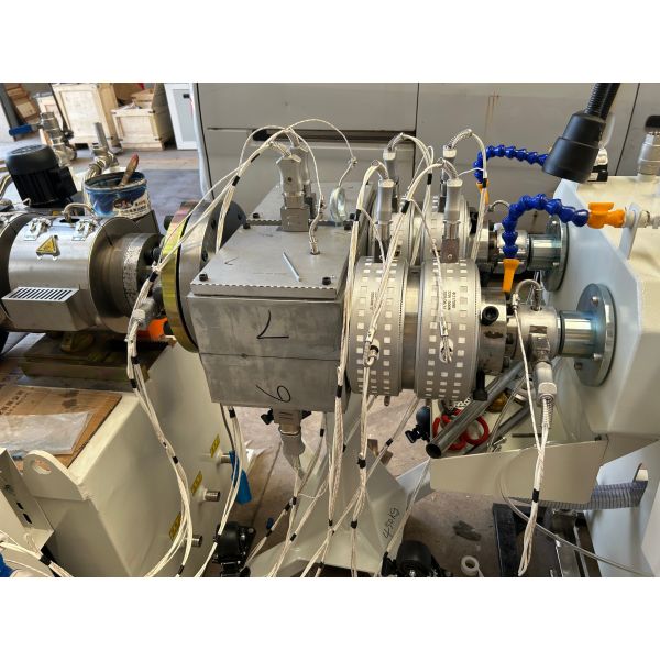 Double-screw PVC Pipe Extrusion Machine with PLC Control and Full-automatic Operation for Efficient Production