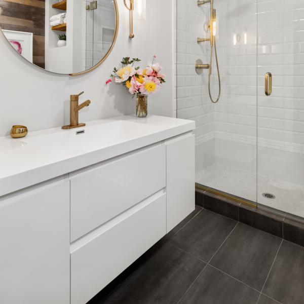 Flat Panel White Glossy Lacquer Bathroom Vanity Single Sink Water Resistant Toilet Modern
