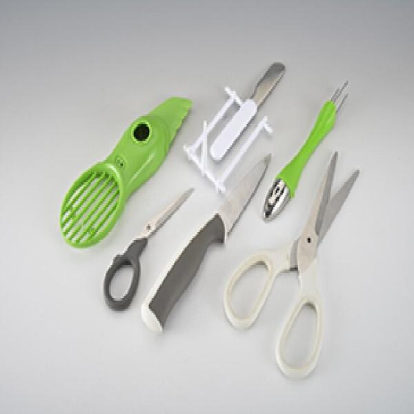 85 Ton Double Slide Vertical Injection Molding Machine For Making Cutter