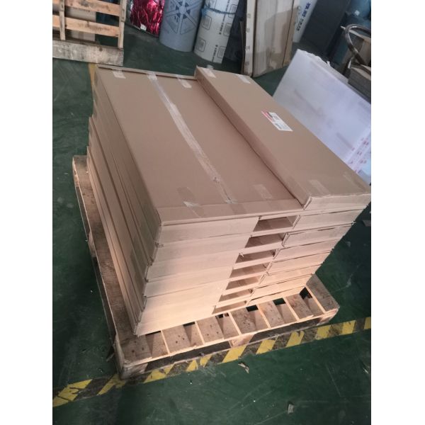 Width Depends PC Canopy General Outdoor Cover Polycarbonate Sheet Designed to Provide Protection Against Sun Rain and Wind