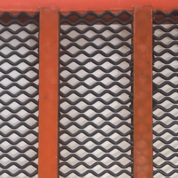 Poly ripple screen self cleaning wire screen rectangular shape aperture as require