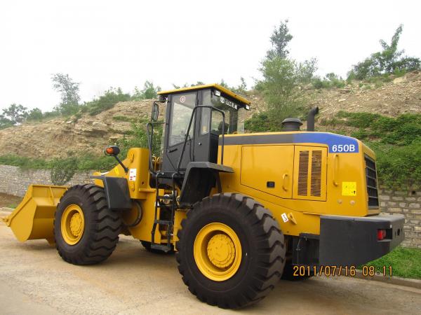 Quality SEM 650B 5 ton wheel loader with cummins engine 5000 kg Rated Load Capacity for sale