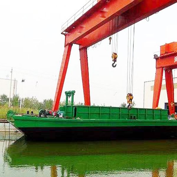 Self Propelled Sand Transport Barge with 45KW Total Installed Power and DWT 1000t for River Sand Transportation