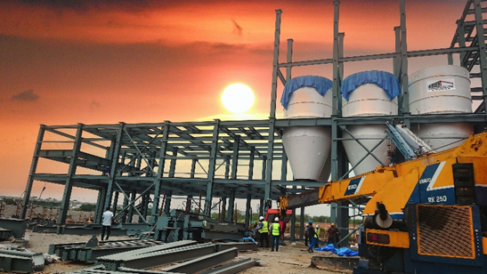 Prefabricated Light Steel Structure Construction Tractor Factory Warehouse (KXD-222)