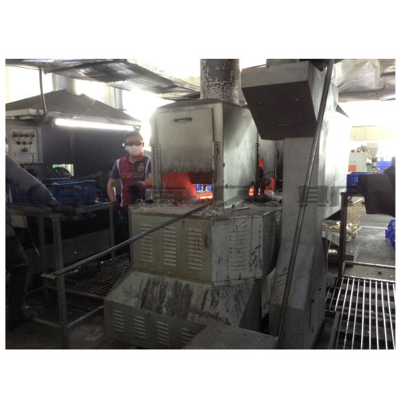 Durable Brass Die Casting Machine , Faucet Casting Machine For Producing Faucets