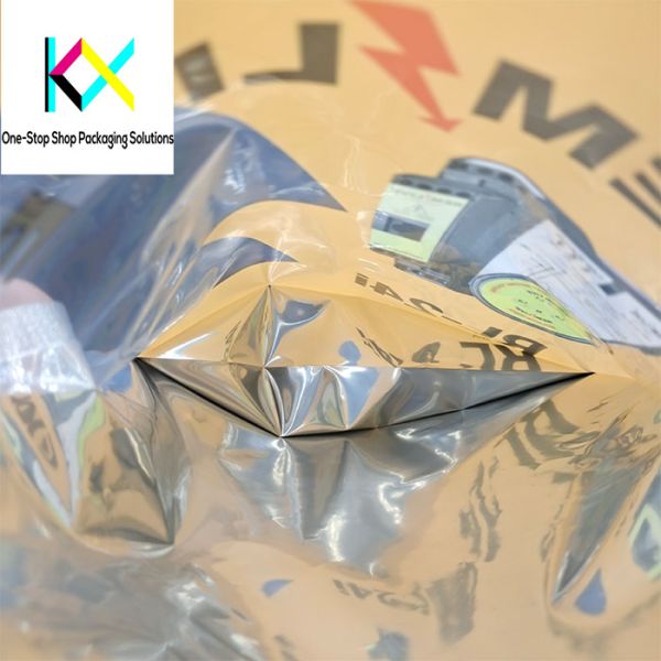 Low MOQ Custom Plastic Pouch Bags With Zipper , Commodity Packaging Pouch with Clear Window