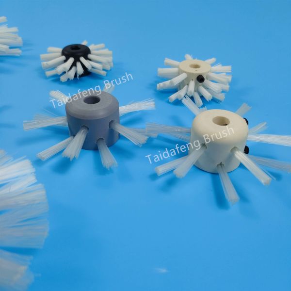 Flexible Bristles For Even Paint Application Pipeline Coating Applicator Brush