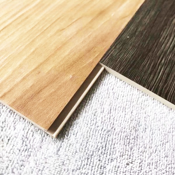 Customized Unilin Click Lock Luxury Vinyl Plank Flooring Easy Installation Guaranteed