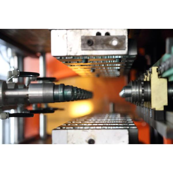 8 Cavitiy 11000 Bph Plastic Bottle Production Machine For 140 Mm Height Bottles