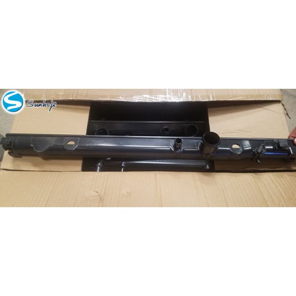 Heavy Duty Radiator Tank Vibration Fatigue Resistant