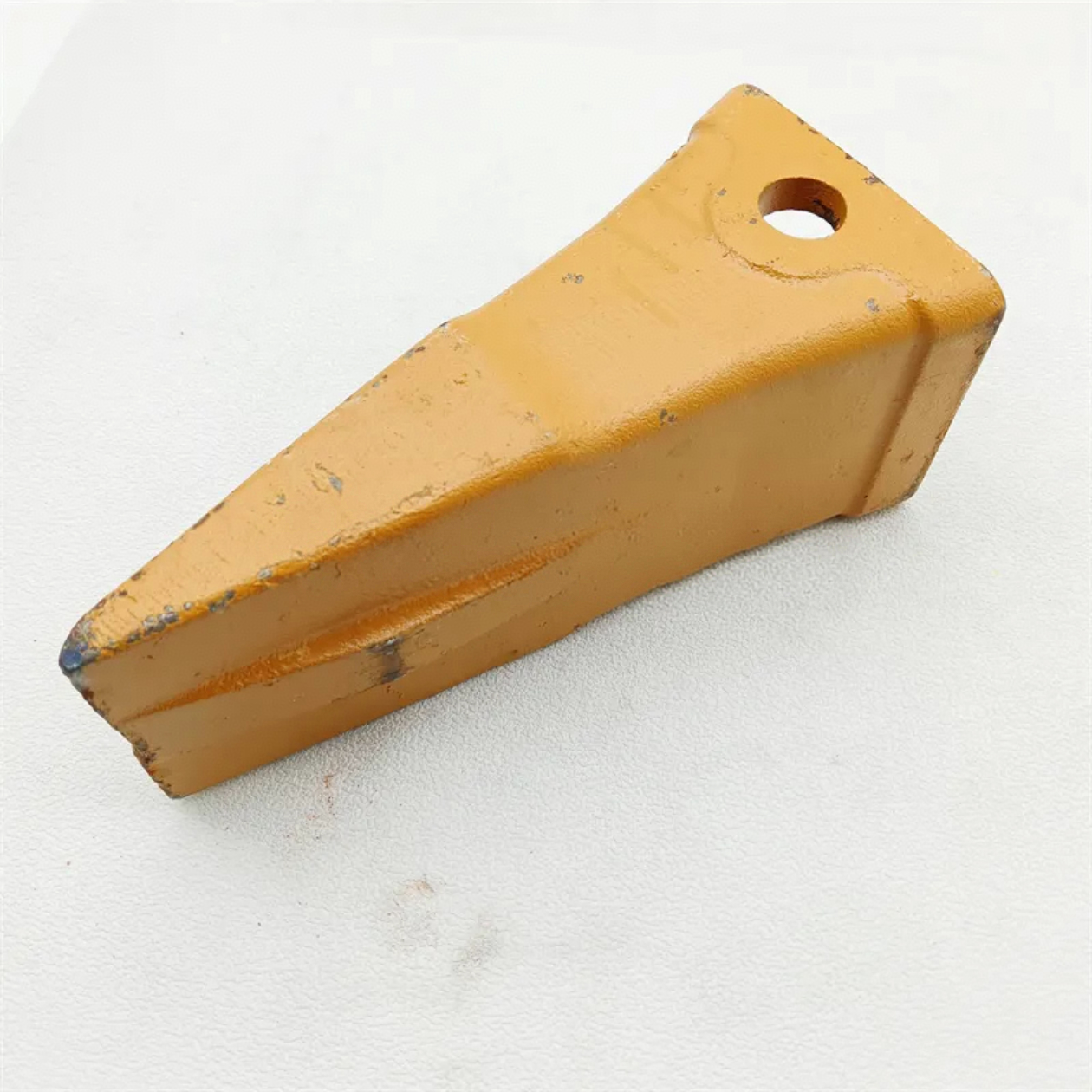 320C Excavator Bucket Tooth Wheel Loader Side Cutter 14530544 Teeth Adapter 61N8-31310