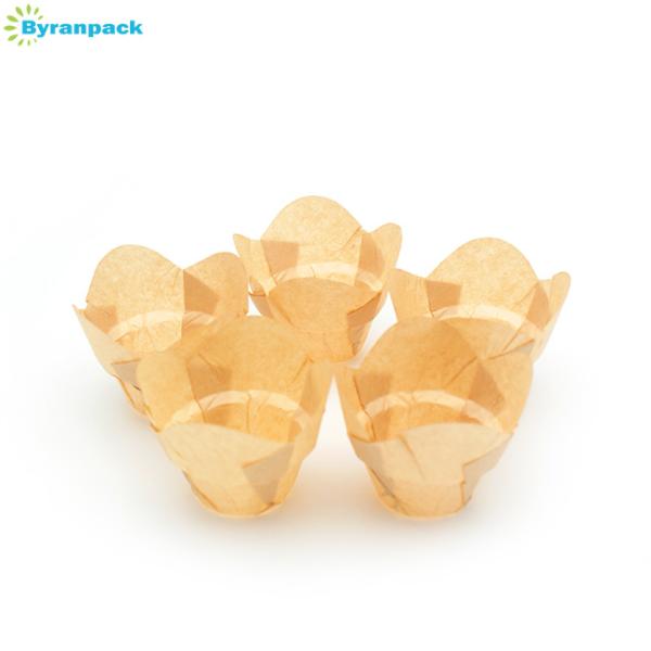 Environmental Greaseproof Paper Muffin Baking Cups For Food Factory Lotus Shape