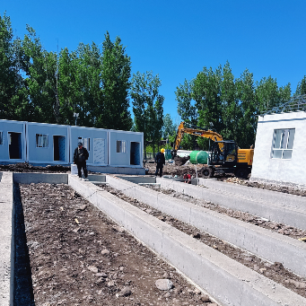 Foldable Prefab Container House with Galvanized Steel Frame Fireproof Insulated Sandwich Panel and Quick 10-15 Min Installation