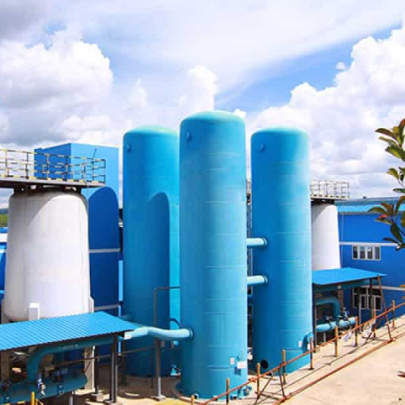 VPSA Oxygen Generator with 1 Year Maintenance Interval Vertical Placement and Cylindrical Shape for Industrial and Medical Use