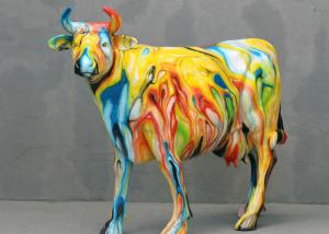 China Metal Modern Animal Outdoor Fiberglass Sculpture Pop Art Fiberglass Cow Statue on sale