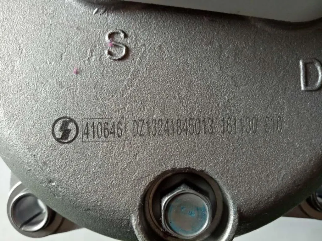 Dz13241845013 Compressor Assembly Dump Truck Auto Parts