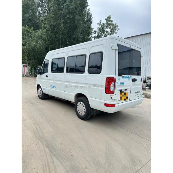 6-8L Engine Capacity Used Passenger Van for Touring Euro 4 Emission Standard